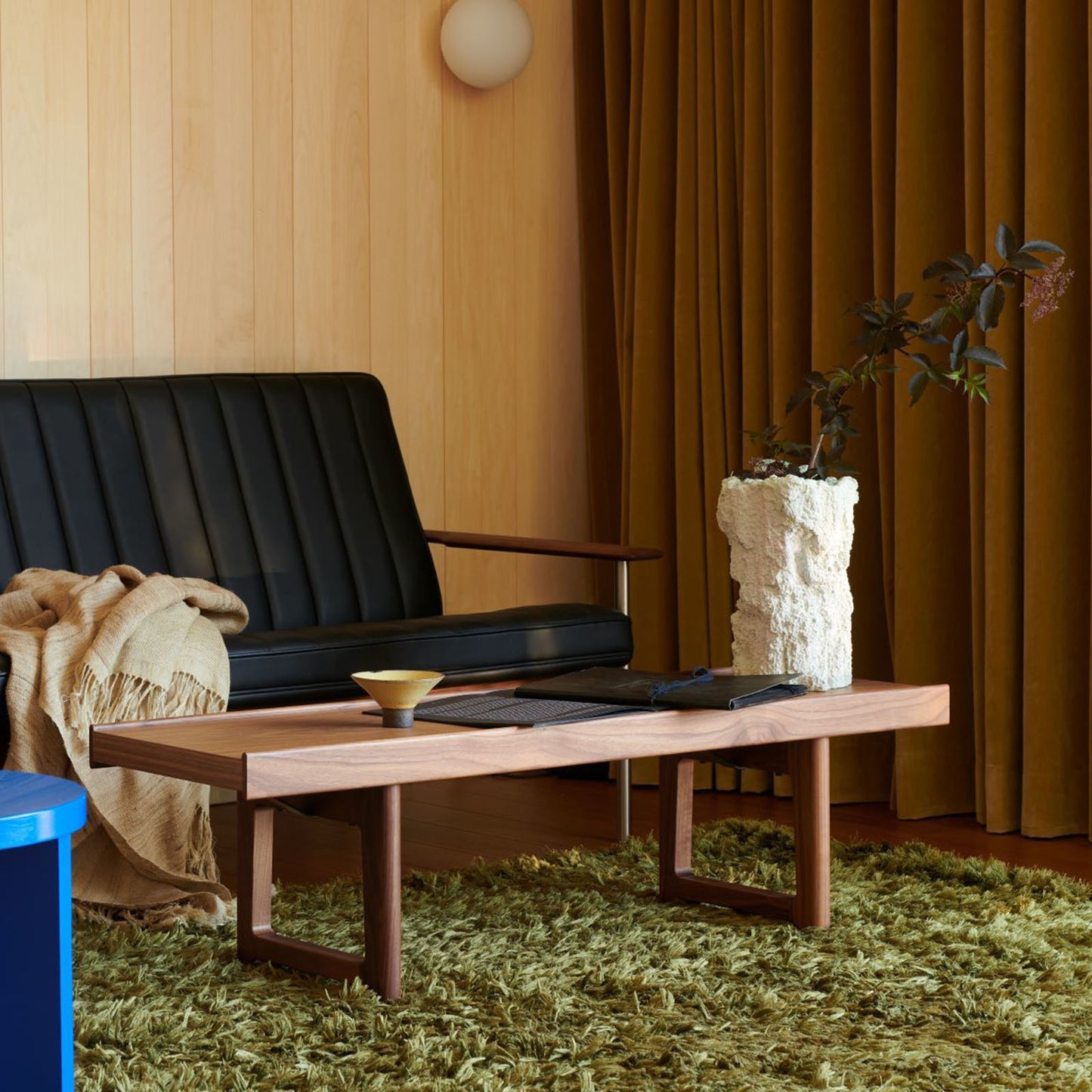 Krobo - Benk - Valnøtt - 120/150/200 cm