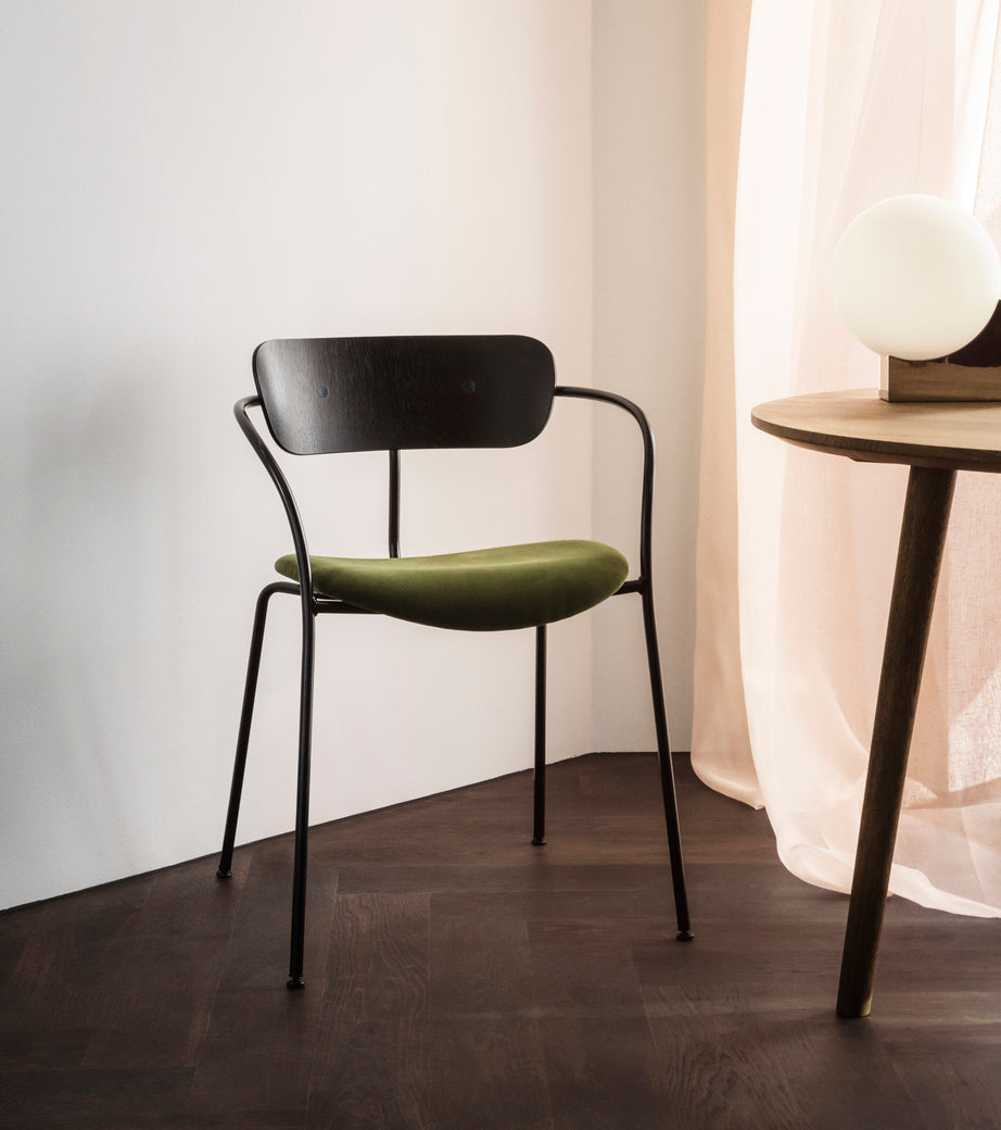 Pavilion AV2 - Valnøtt