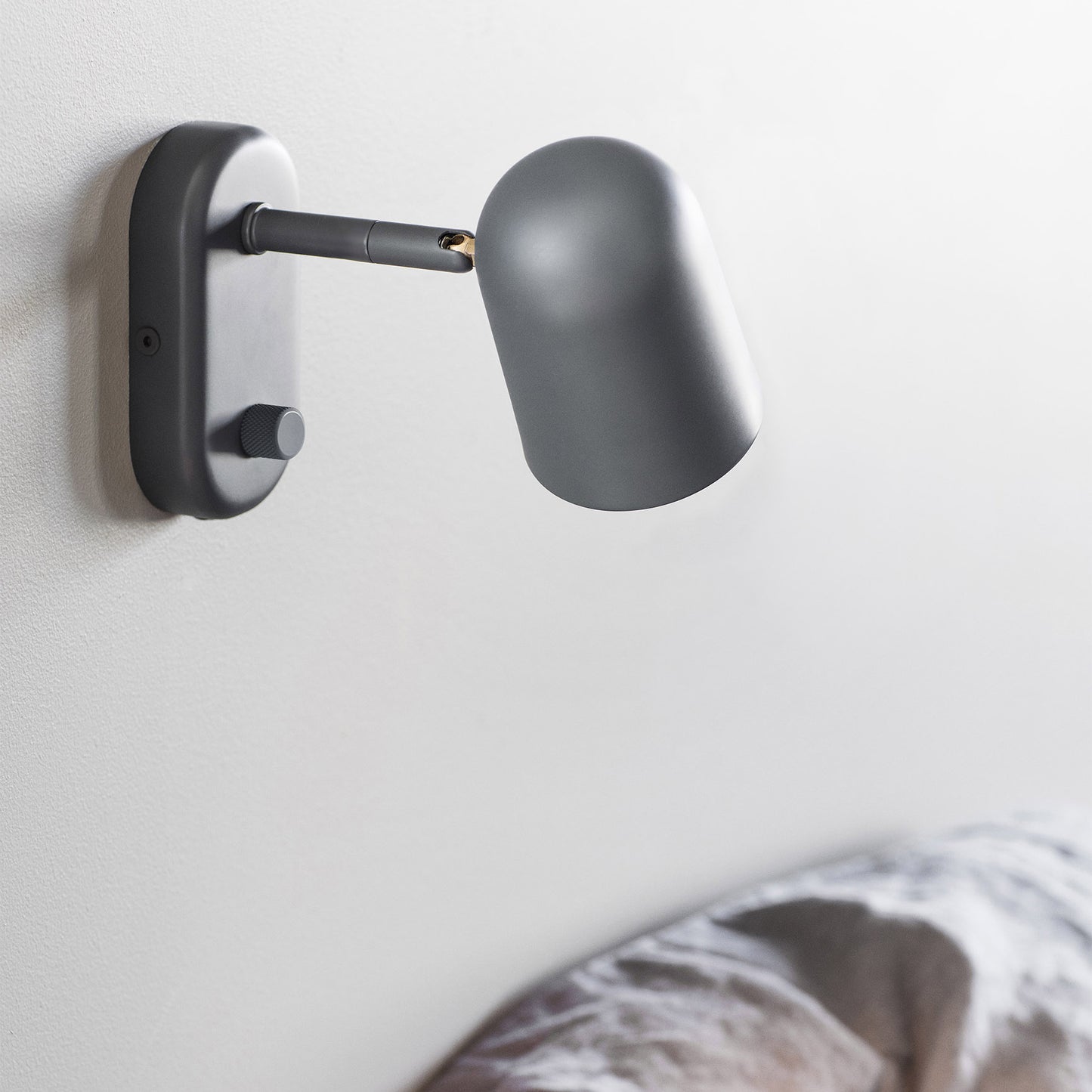 Buddy - Vegglampe - Mørk Grønn