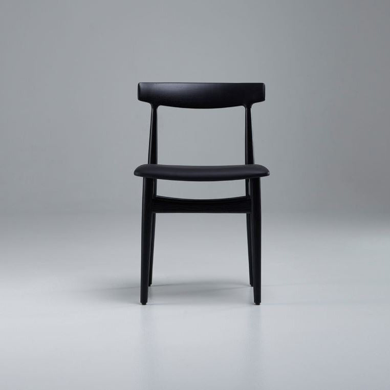 Hertug - Spisestol - Valnøtt - Tekstil