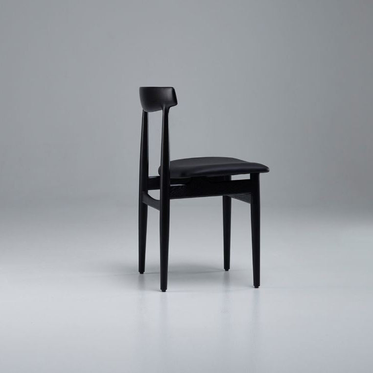 Hertug - Spisestol - Valnøtt - Tekstil