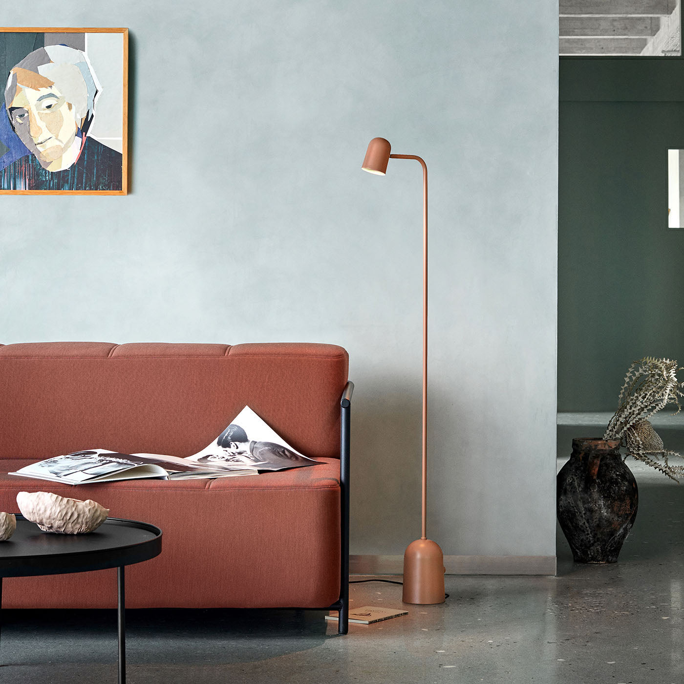 Buddy - Gulvlampe - Mørk grå