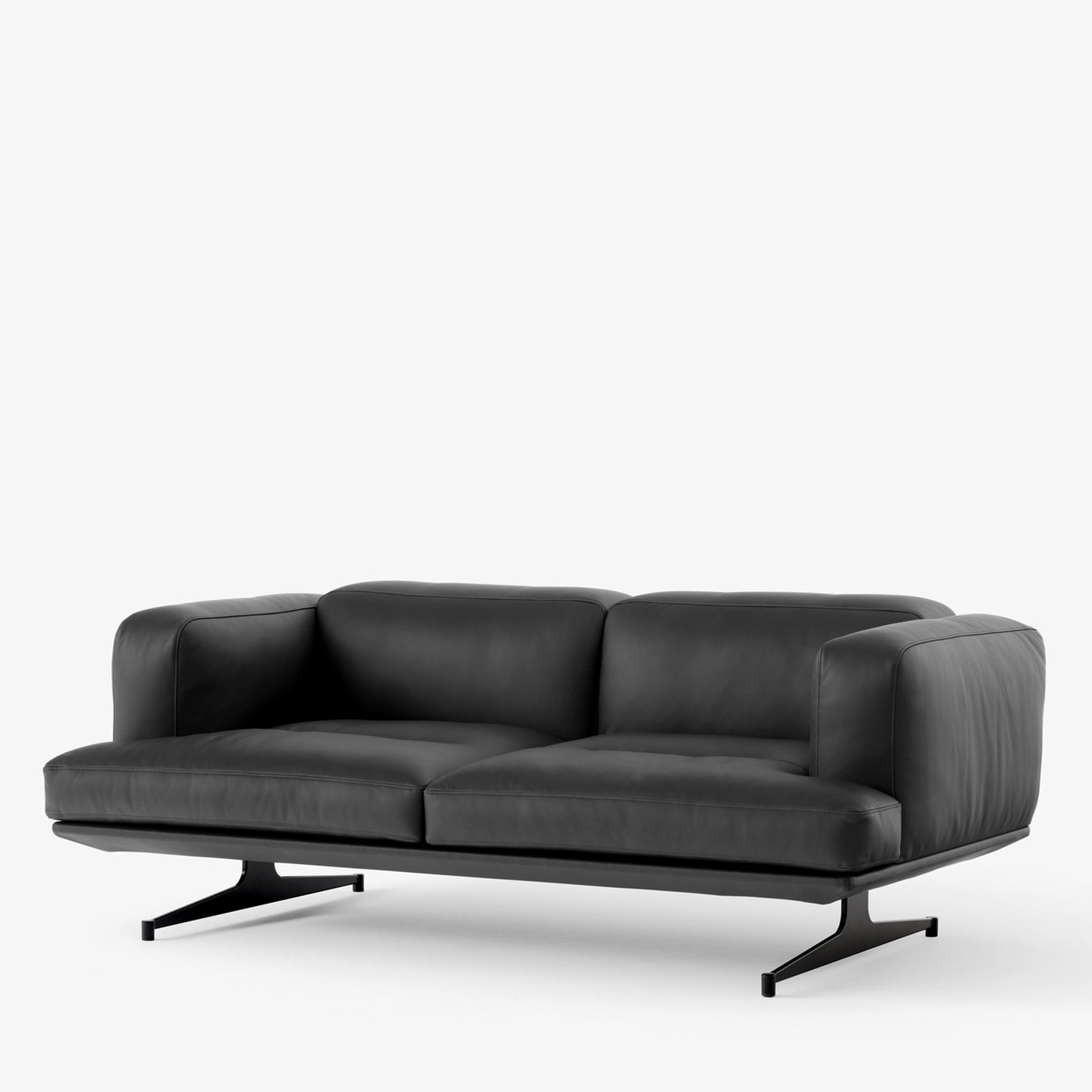 Inland Sofa AV22 - Skinn