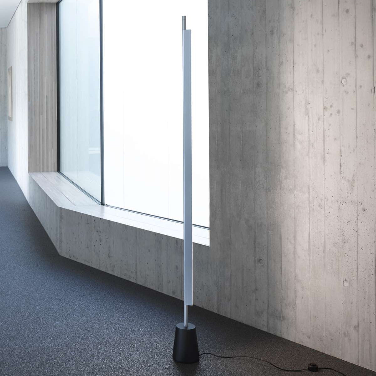 Compendium - Gulvlampe