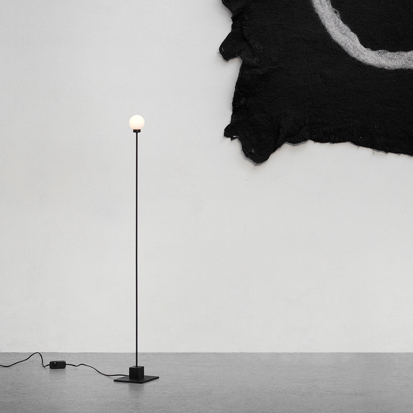 Snowball - Bordlampe - Sort