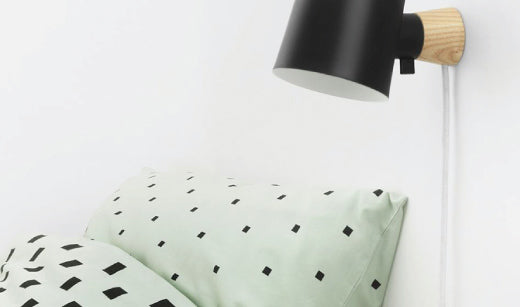 Rise - Vegglampe - Sort