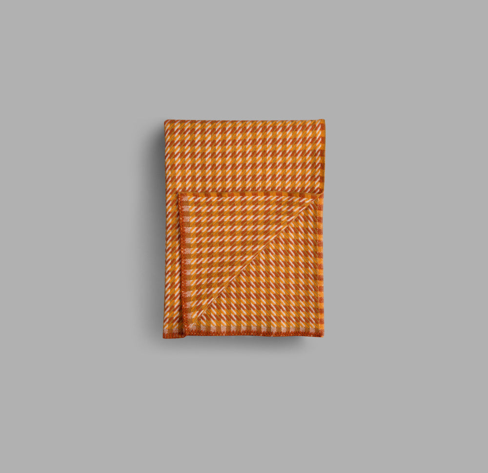 5053 - Apricot