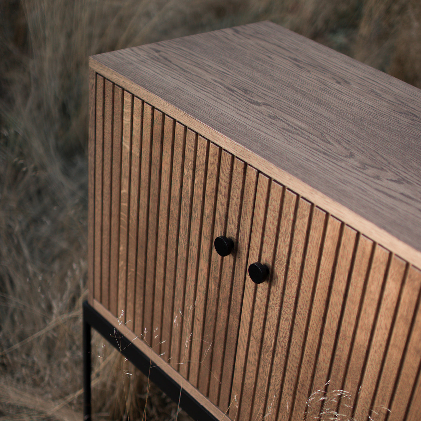 Dis - Skap 90 x 80 cm - Rillet front