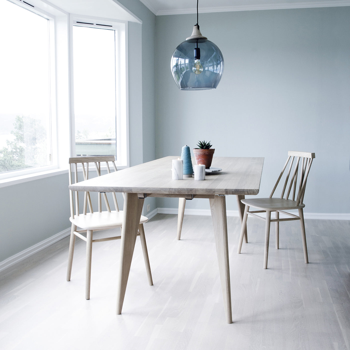Viken - Spisebord 240 - Eik