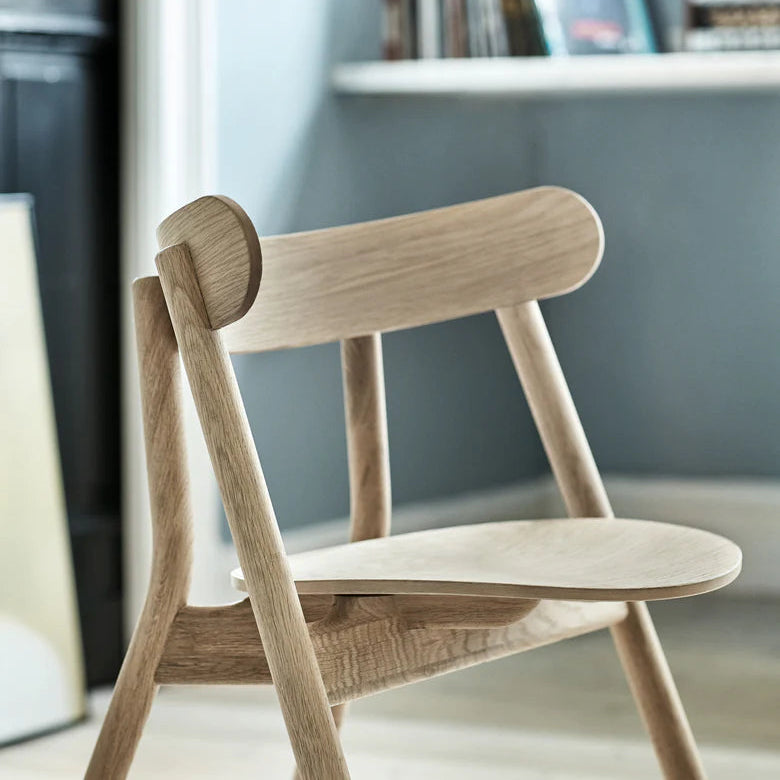 Pur_Norsk_Oaki_Spisebordstol_Norhern_01