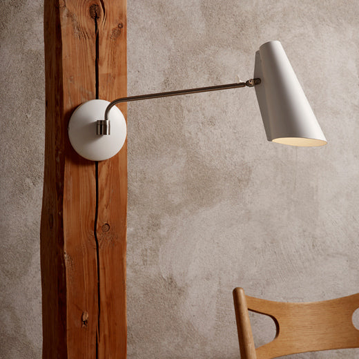Birdy - Vegglampe - Kort - Sort / Messing
