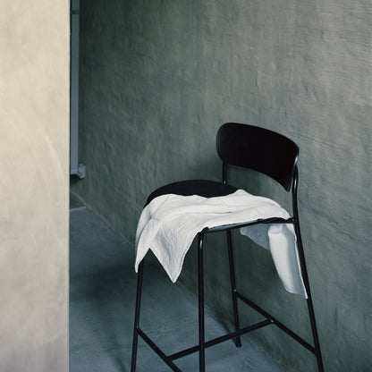 Pavilion AV7/9 - Barstol - Lakkert eik
