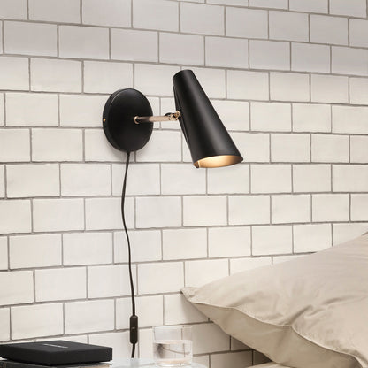 Birdy - Vegglampe - Kort - Sort / Messing