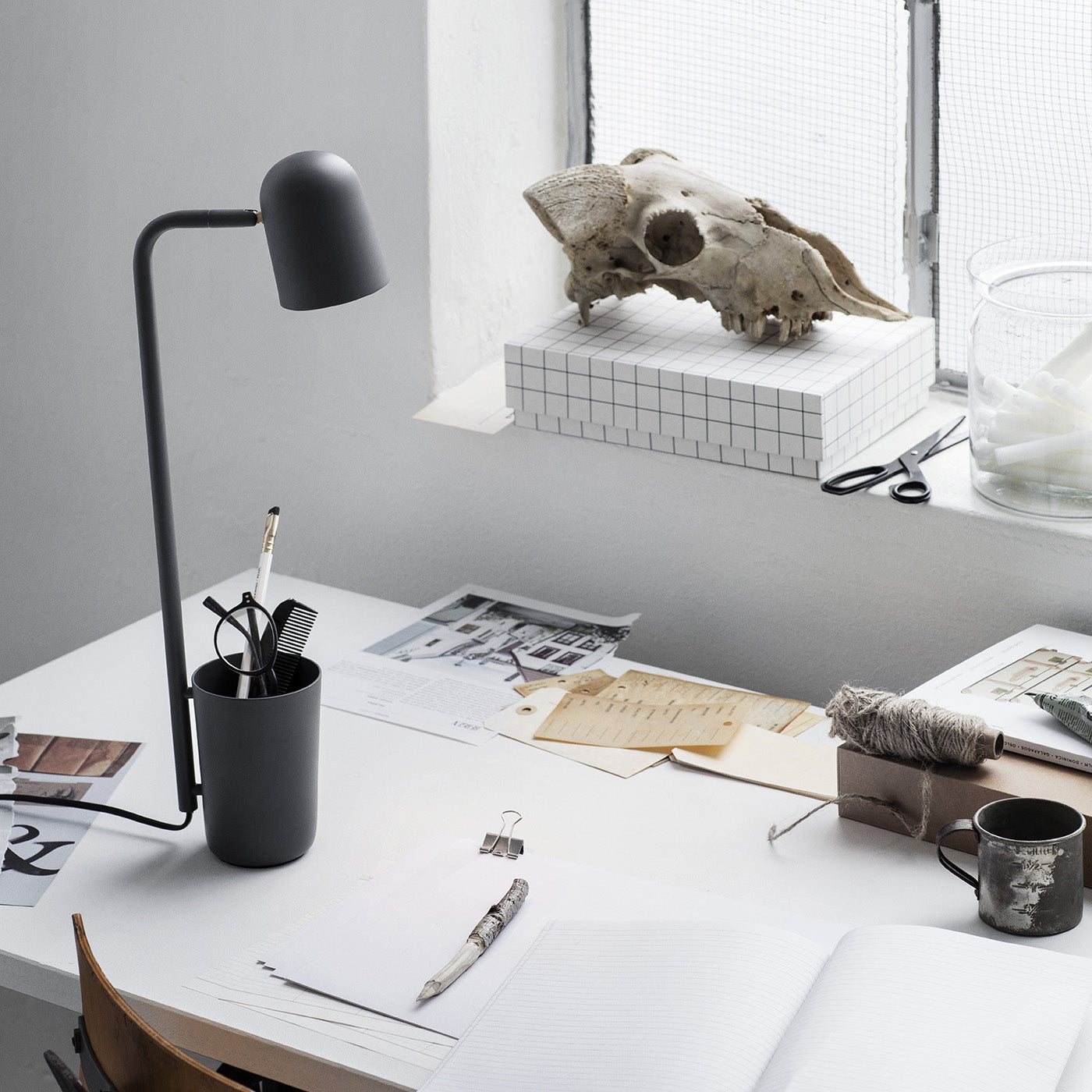 Buddy - Skrivebordslampe - Mørkegrå