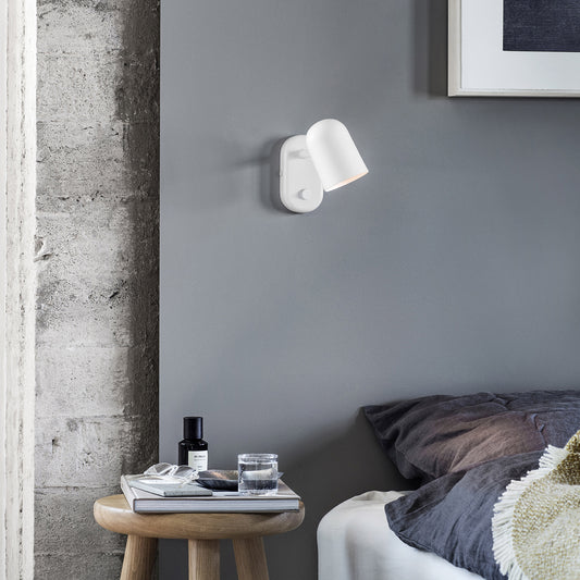 Buddy - Vegglampe - Hvit