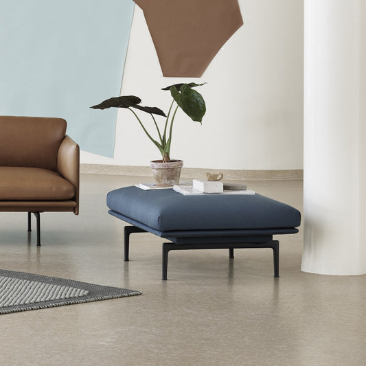 Outline - Sofa / Puff