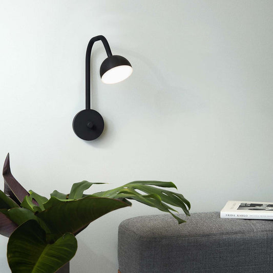 Blush - Vegglampe - Sort