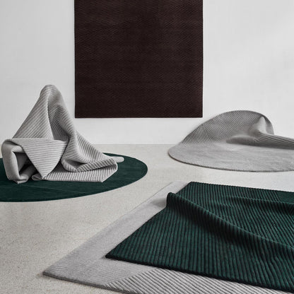 Row Gulvteppe 200x300 Mørk Brun